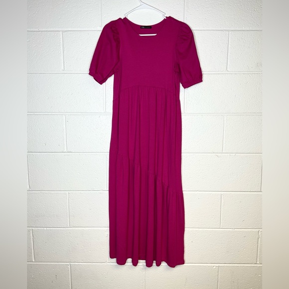 < Zara Fuchsia Tiered Maxi Dress > - Picture 2 of 6